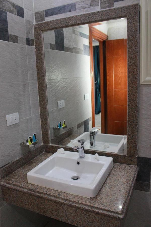 El Shams Hotel Kairo Bagian luar foto